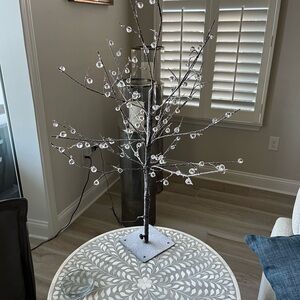 Elegant Crystal Faux Floral Tree